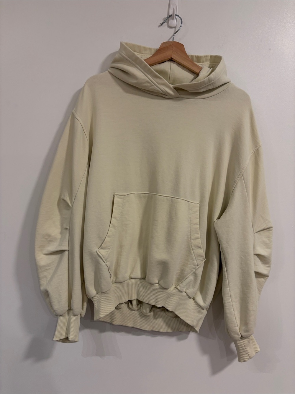 aerie Balloon Arm Hoodie in Light Yellow Cream